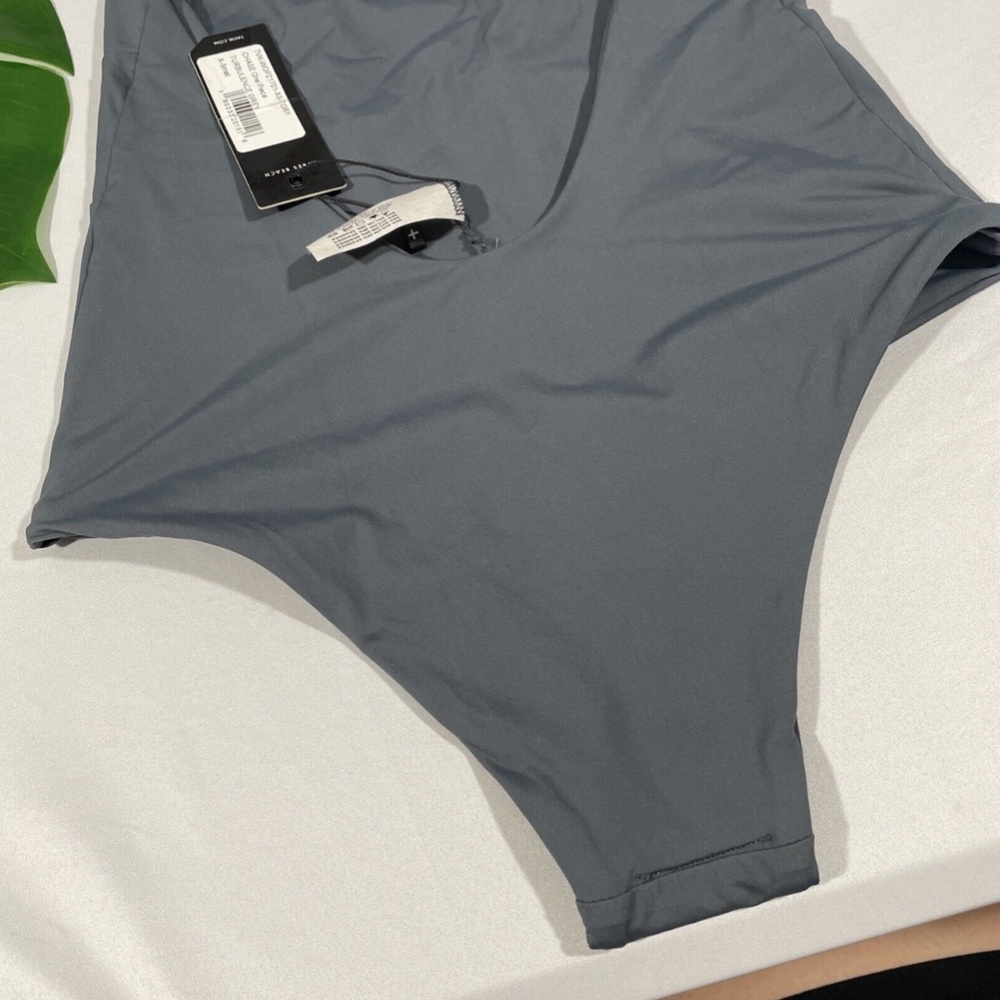 NEW Tavik [ XS ] Chase Deep V-Neck‎ One-Piece Swimsuit in Turbulence Grey - Picture 8 of 11
